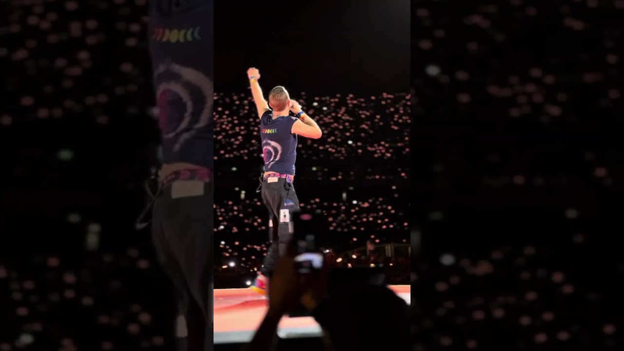 Coldplay Fix You live in Melbourne 3rd November 2024.