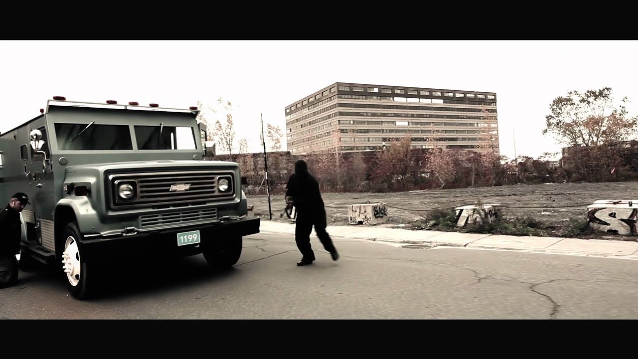 TCHERNO ALIKATCHE Feat O.T.T  '' AU DESSUS DE MA CELLULE ''