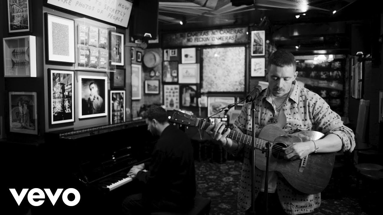 Dermot Kennedy - Refuge (Live Acoustic Session)