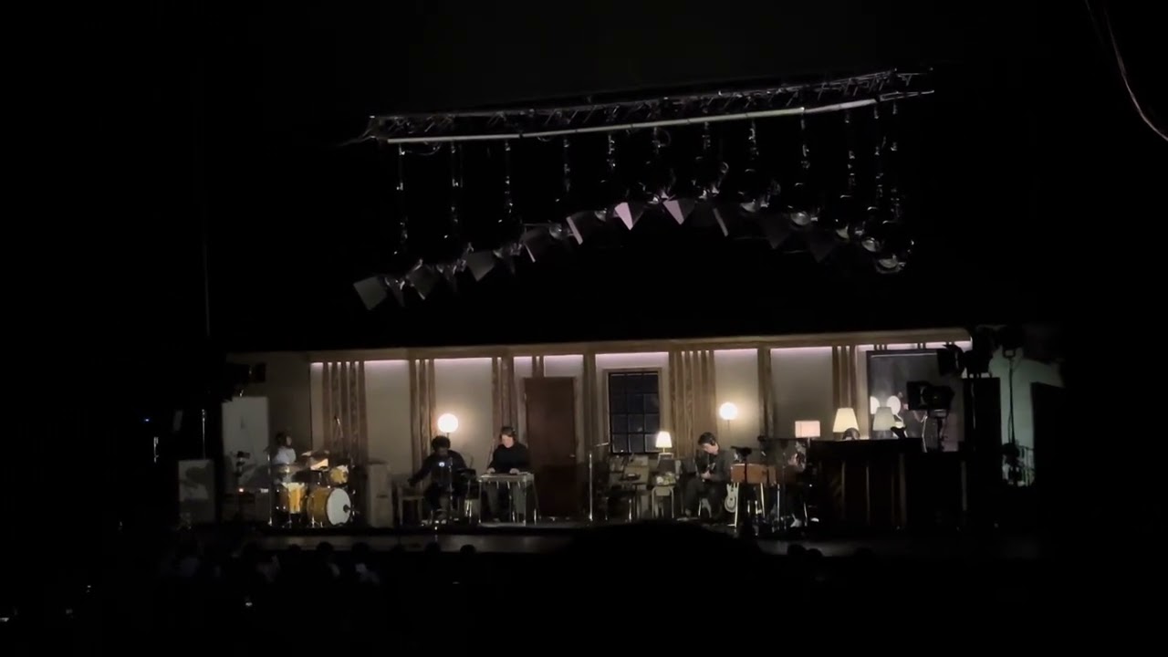 Drunk, Running Lizzy McAlpine 6/18/24 Radio City NYC