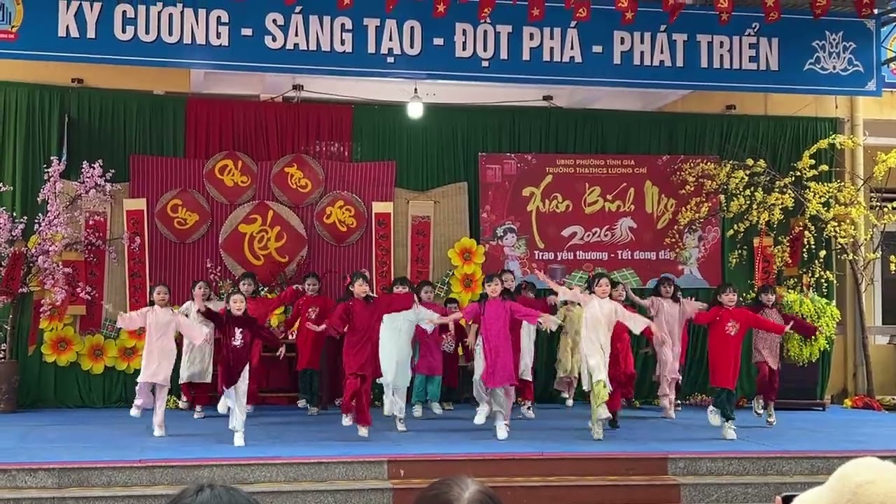 Văn nghệ lớp 3a