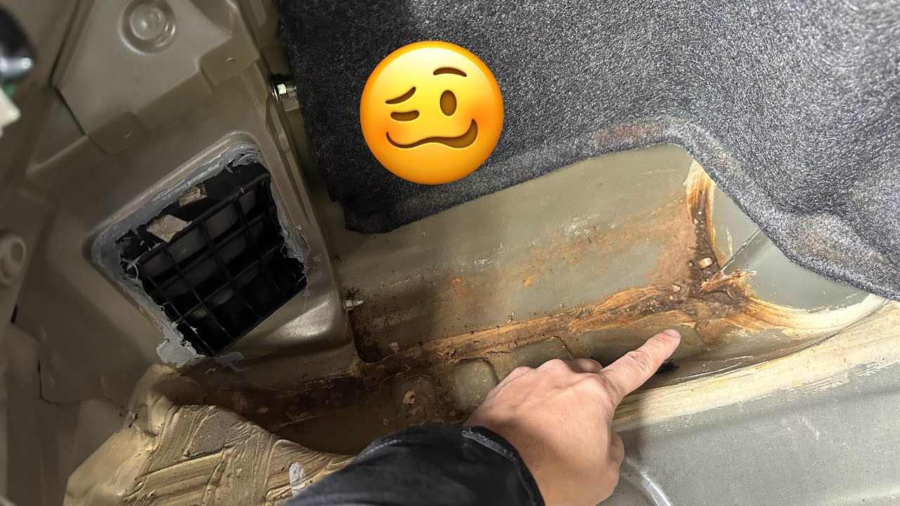 🚗💧 Устранение протечек воды в багажнике Toyota Camry 2001 года своими руками | Экономьте деньги и...