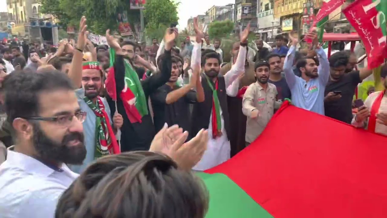 Insaf Students Federation (ISF) in Liaqat Bagh PTI Jalsa - Sheikh Rasheed doing Speech - ZAT