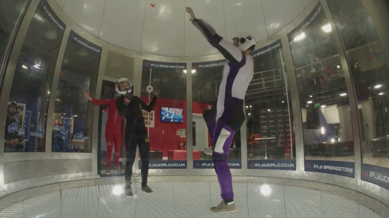 Indoor skydiving -  Session #13 with @Tunnel Ninja! Back layouts + Stag!