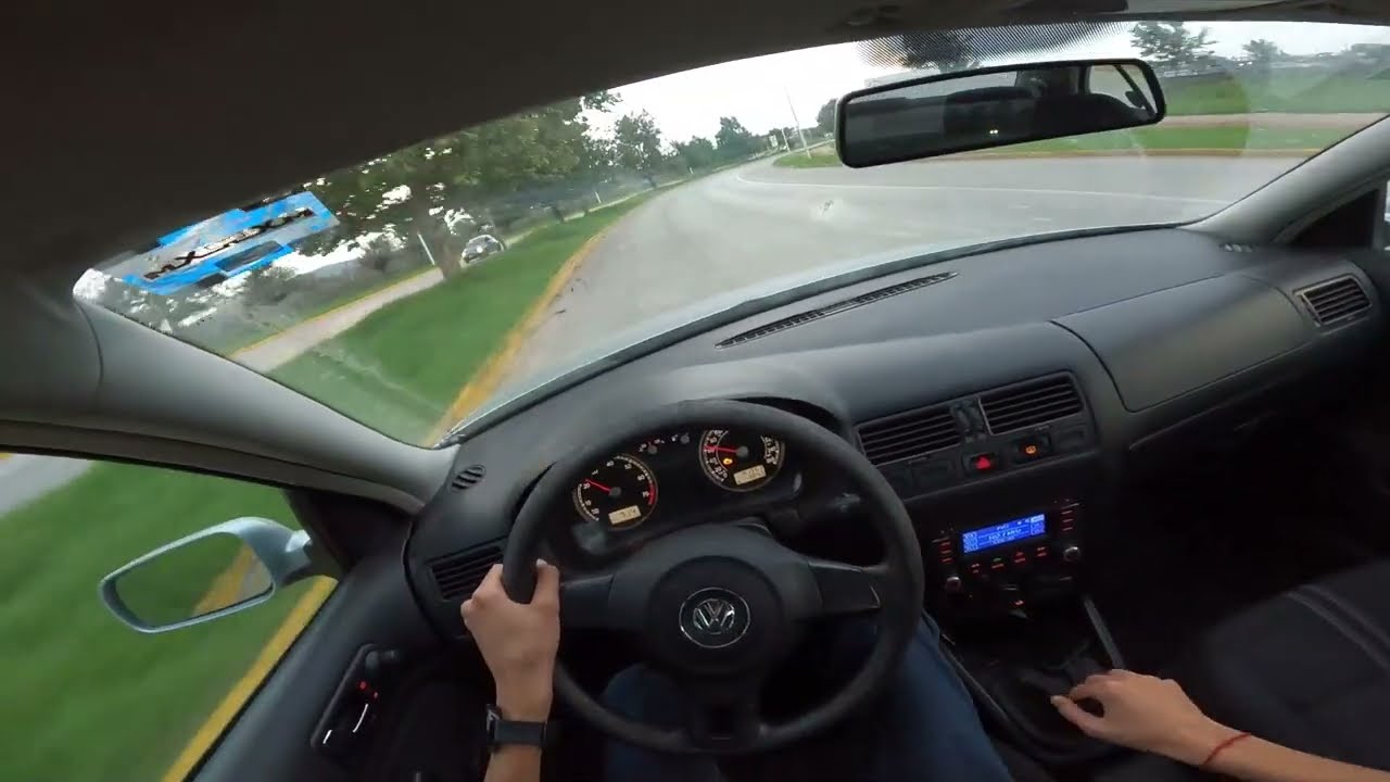 POV Jetta Clasico 2014 2.0 puro sonido/pure sound