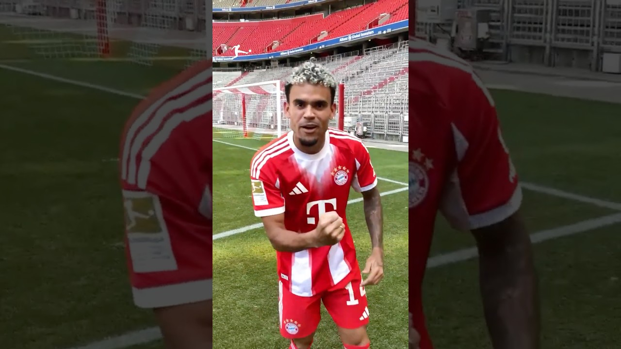 Luis D&iacute;az LOVES to give nutmegs 😁🥜