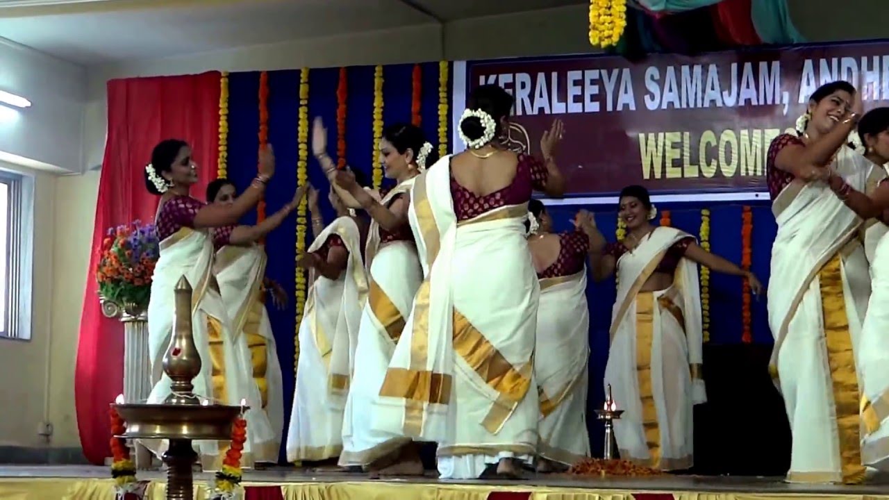 Onam 2015: Kaikottikali at Kerala Samajam Andheri (W), Mumbai