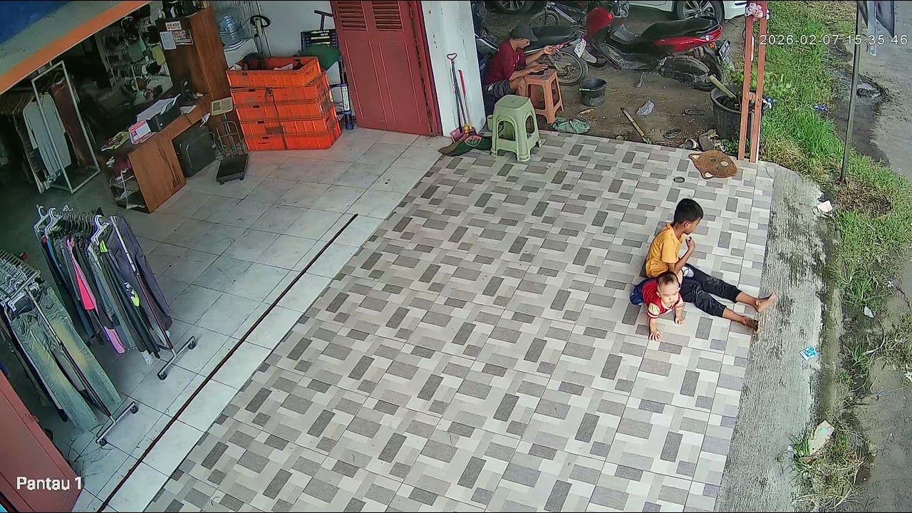 Lagi Akrab