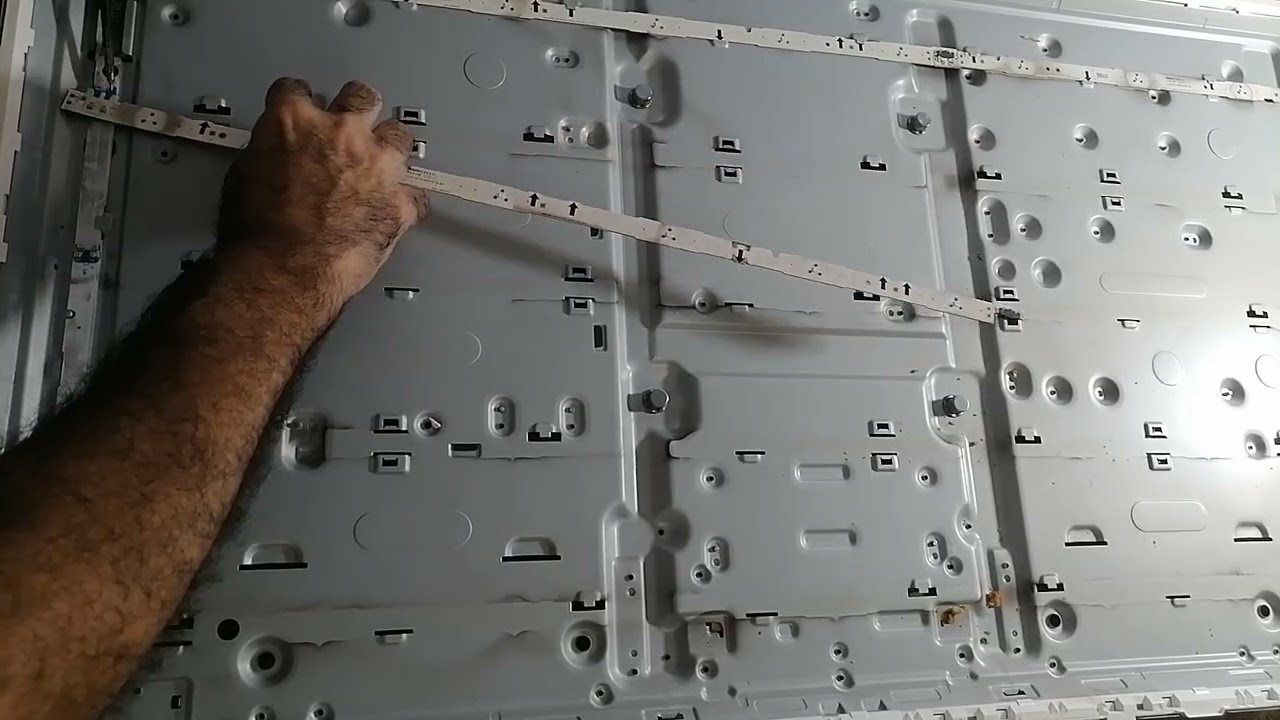 samsung 40 H 5270  تغير طقم ليدات تليفزيون م.مازن فهمي LED Kit installation for tv samsung Mazen.f