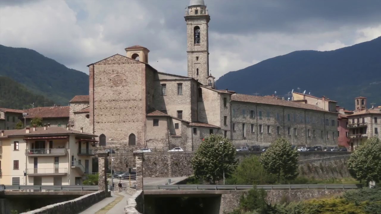 Bobbio (Piacenza), borgo tra i pi&ugrave; belli d'Italia