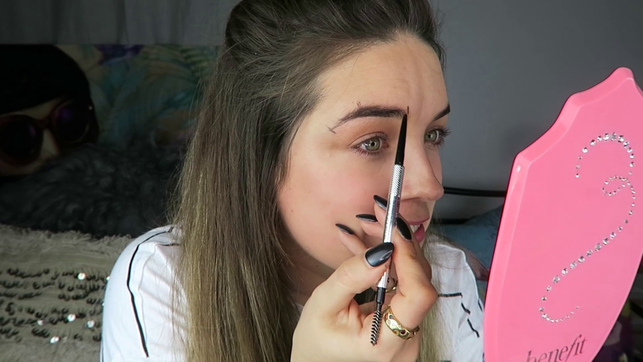 How to : Winged eyeliner for beginners | #LearnwithLisa