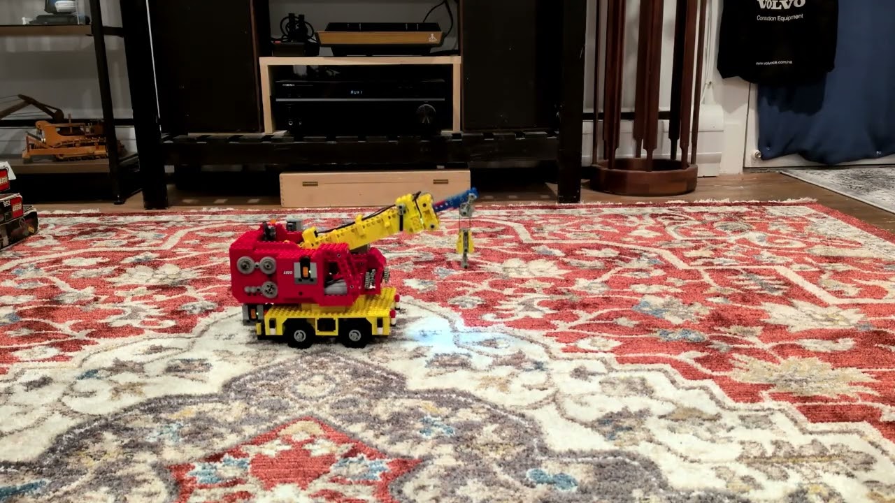 Old school Expert Builder Lego meets semi new Lego Technic set