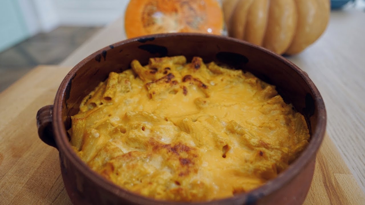 Pasta con la zucca al forno | Ricetta autunnale sfiziosa