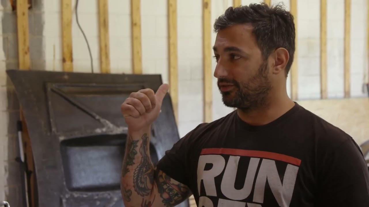 Roadkill S06E08 Rescuing an Old Drag Race Car