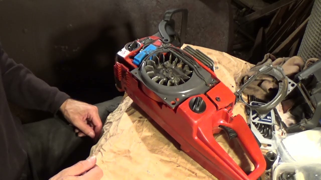 Jonsered 2171 bringing another neglected old saw back to life part 1 of 2