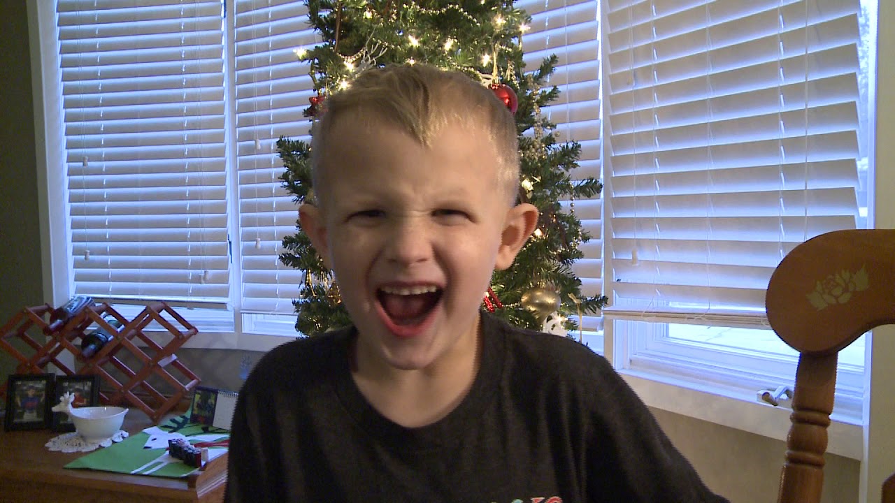 2018 CHRISTMAS STECKIS KIDS RUN RUN RUDOLPH VIDEO