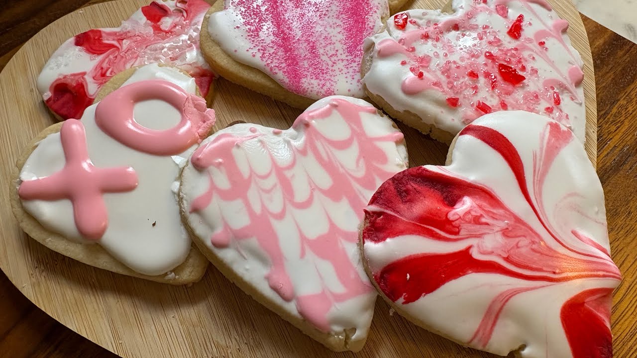 DECORATE FUN VALENTINE'S DAY COOKIES  - (TIE-DYE ROYAL ICING)