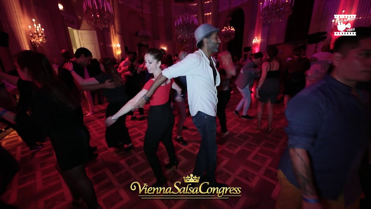 Sam Mr Sleek & Alexandra Ilie - social dancing @ Vienna Salsa Congress 2019