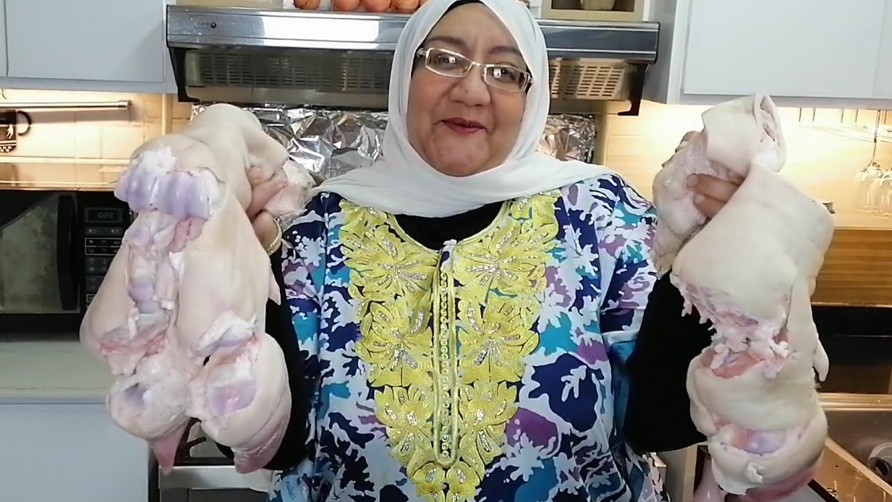 جوز كوارع زوجى ميعرفش يأكلها غير من ايدى