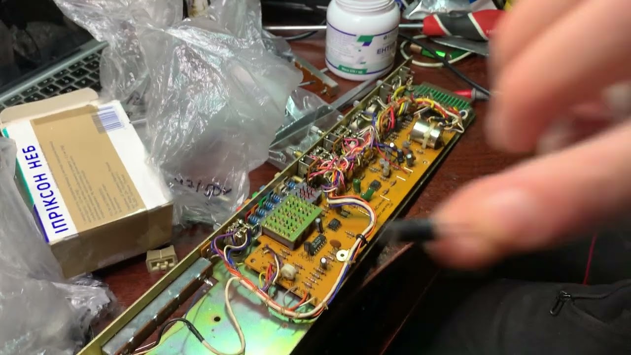 Ремонт вхідної «лінійки» мікшерного пульта Tascam M-35.