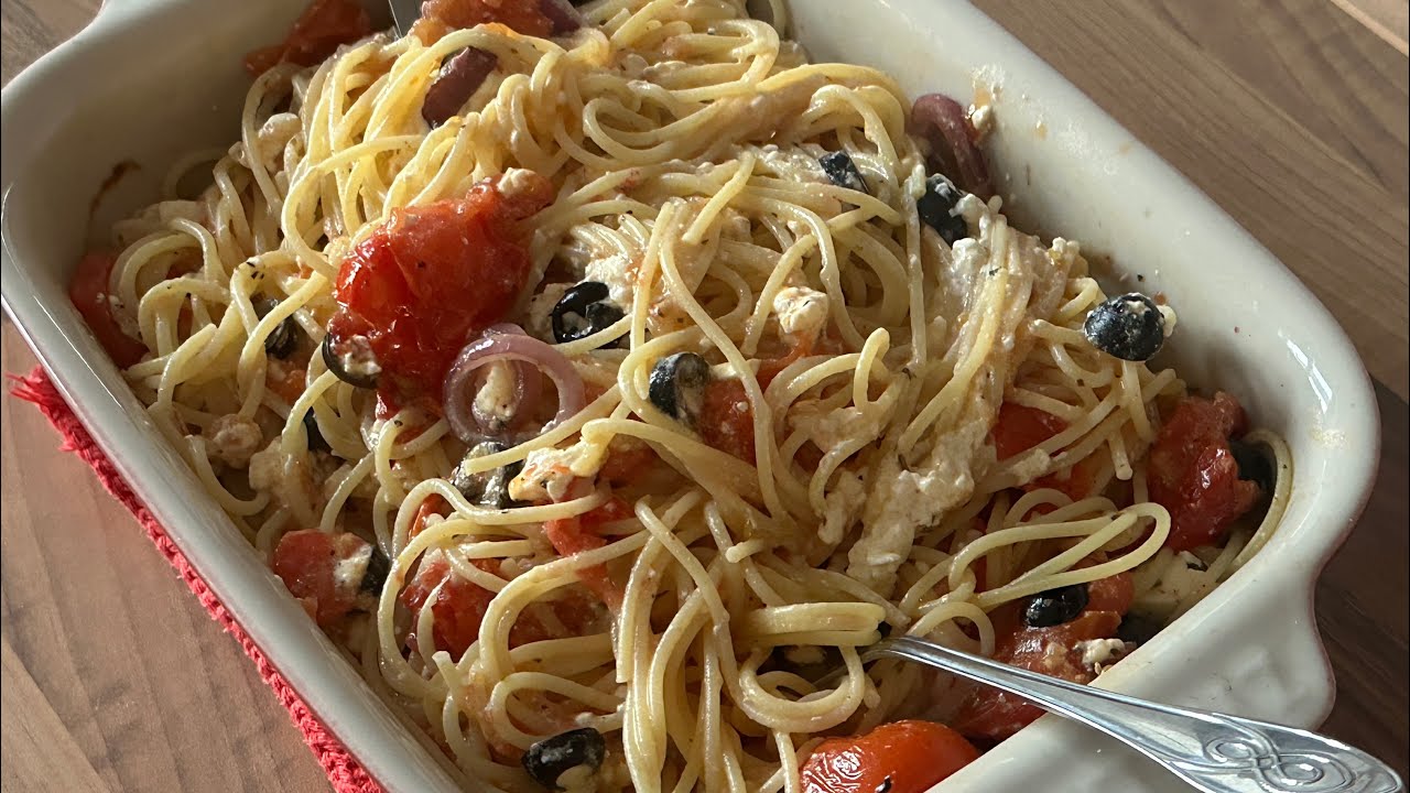 Baked-Feta-Pasta mit Tomaten 🍝🍅 ist so cremig und sooo lecker ‼️