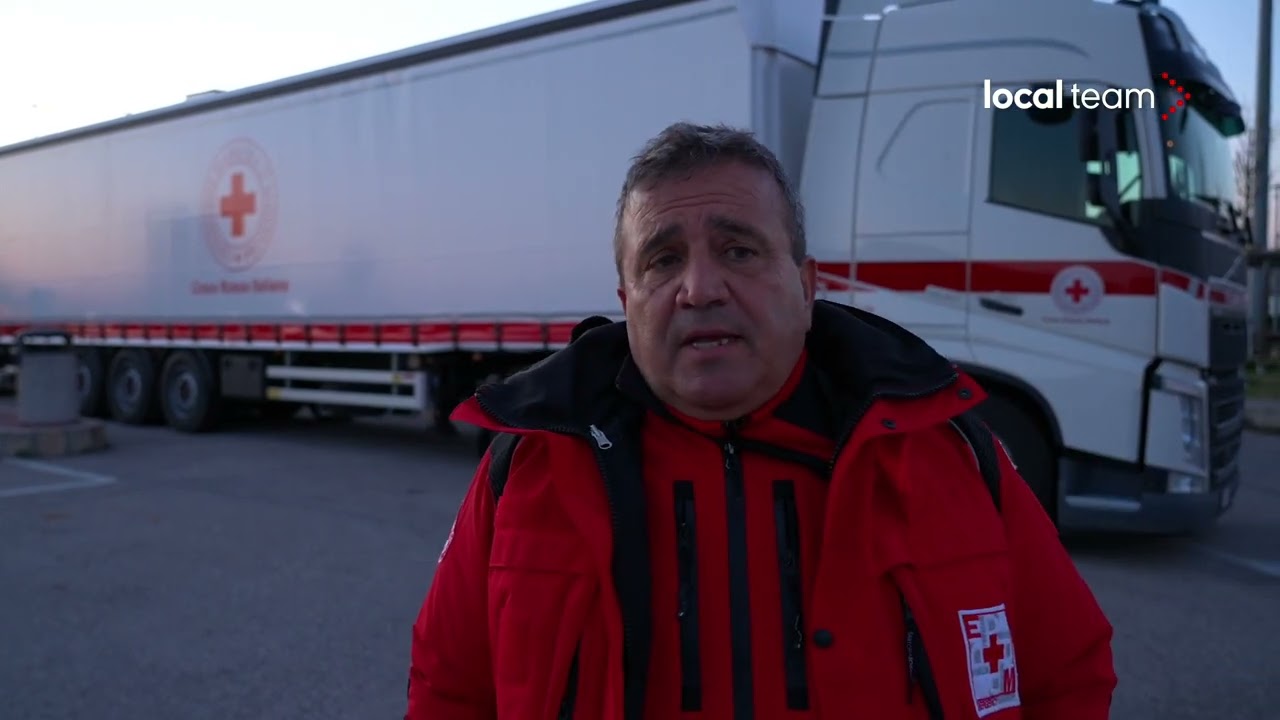 Ucraina, si muove la Croce Rossa: mezzi in viaggio verso confine