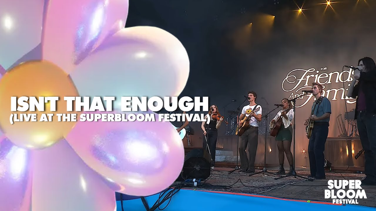 Shawn Mendes performs 