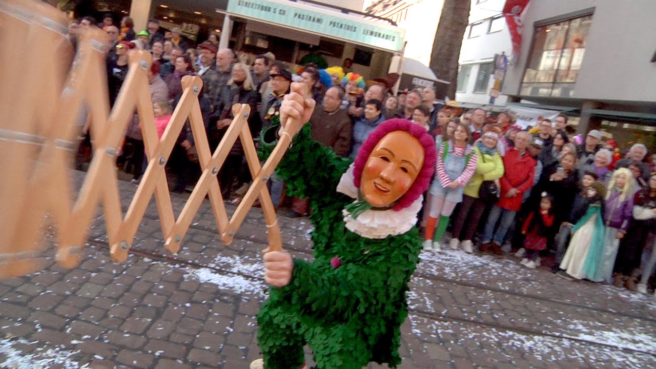 baden.fm: 75.000 Menschen beim großen Fasnet-Mendig-Umzug in Freiburg (Rosenmontag 2017)