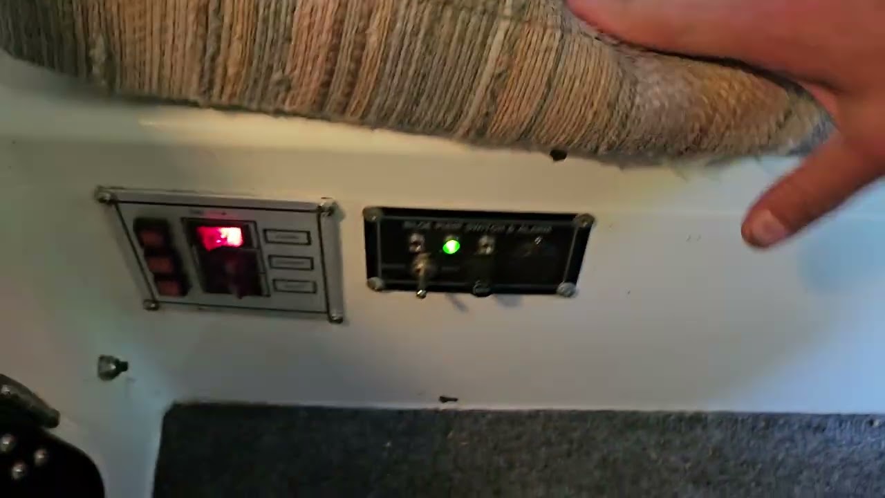 1990 Macgregor 26s - interior