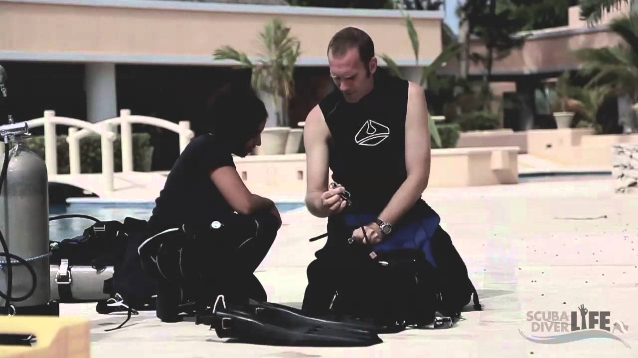 Hollis Sidemount