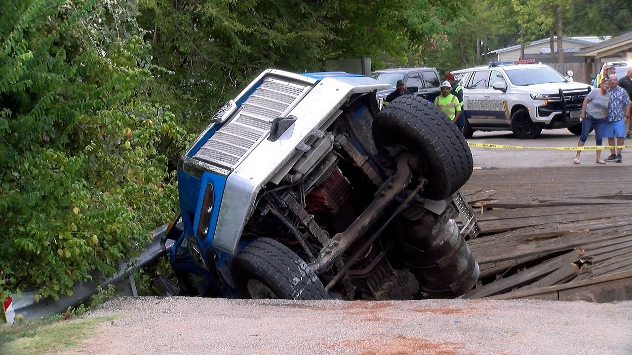 091423 40 TON CONCRETE TRUCK COLLAPSES 4 TON BRIDGE AND VIDEO OF FULL RECOVERY