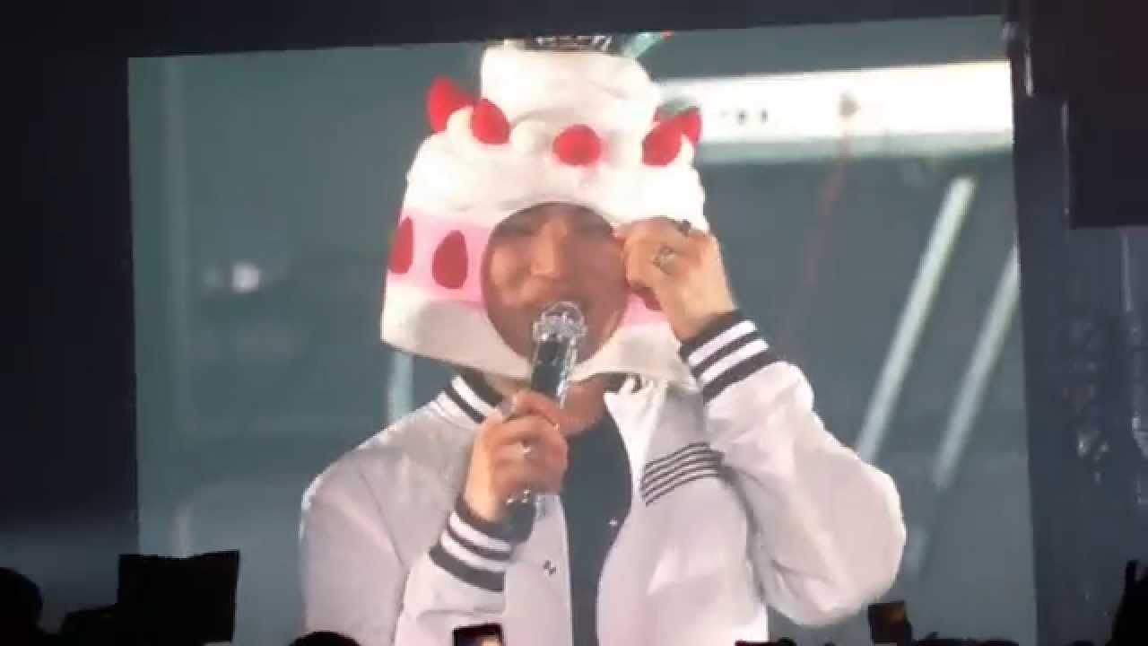 BIGBANG (빅뱅) CAKE ON DAESUNG'S FACE +「Look At Me Gwisoon」♪ @ SEOUL by MinVipELF ® 150426