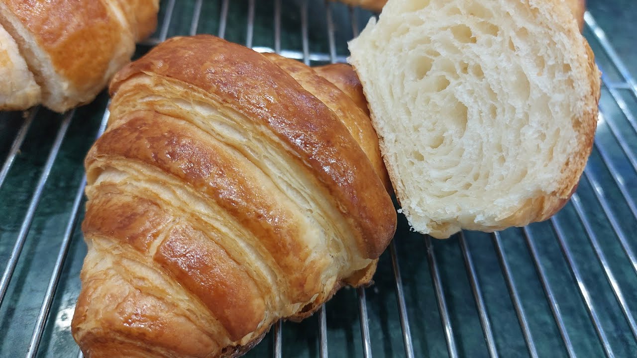 Butter Croissants /Caken Co#recipe  #chefarshadghafoor #easyrecipe #