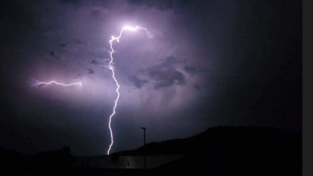 kräftiges Gewitter mit Starkregen Crawler sowie einigen Erdblitzen am 10.07.2024 ⚡️⛈️⚡️Naheinschlag