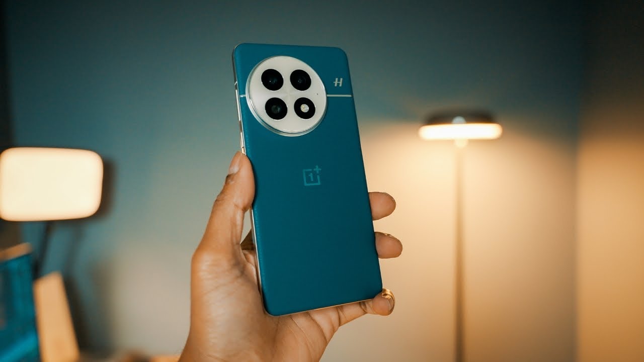 OnePlus 13 Review (1 Year Later) - My Pick for PHONE of the YEAR..but WHY?!