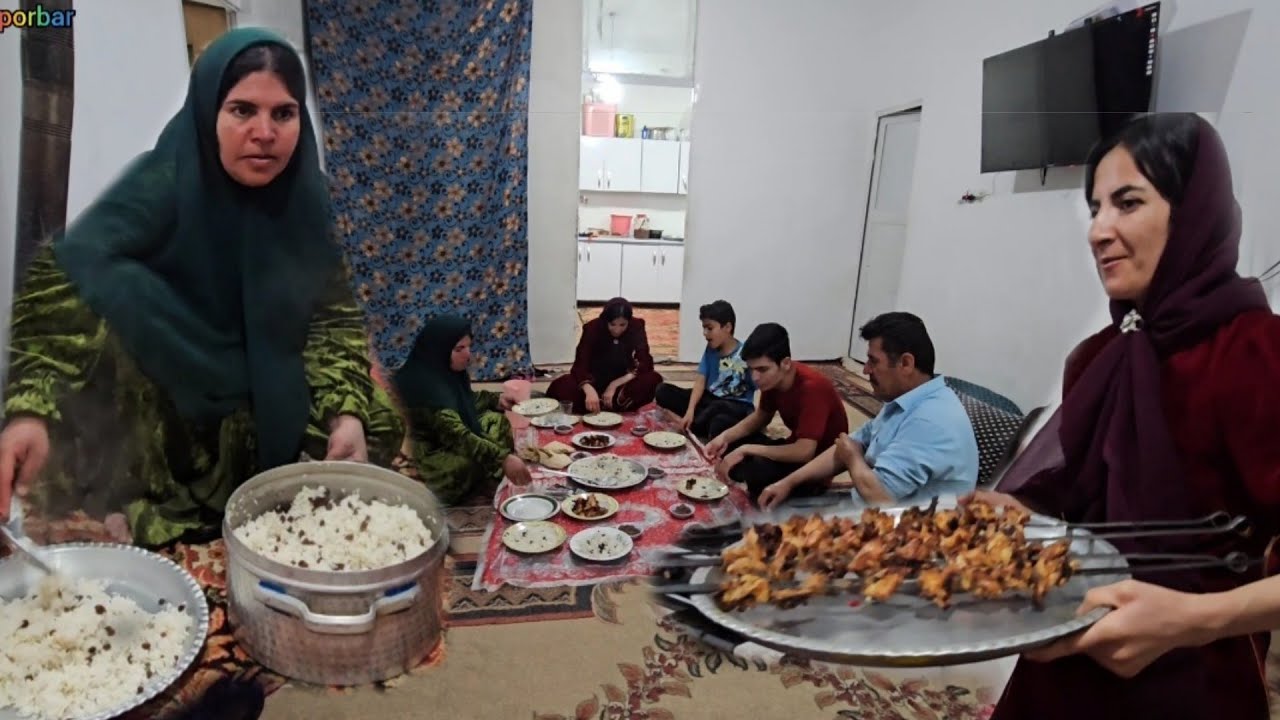 The Warm Aroma of a Homemade Lunch in Farideh&rsquo;s Caring Hands