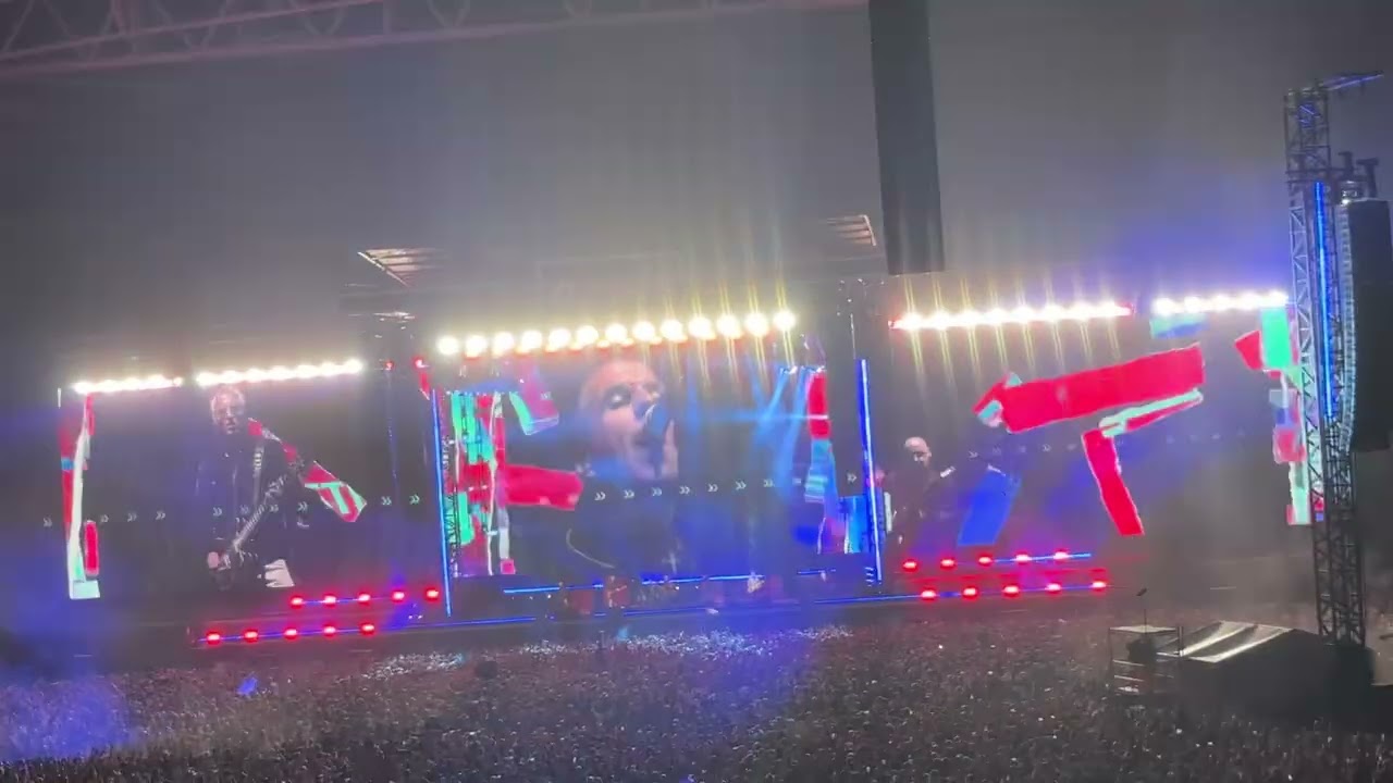Oasis - Cigarettes & Alcohol - Cardiff, July 4th