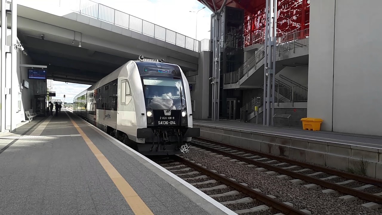 Pesa 219M Atribo / SA136-014 - wjazd na stację Gdańsk Matarnia