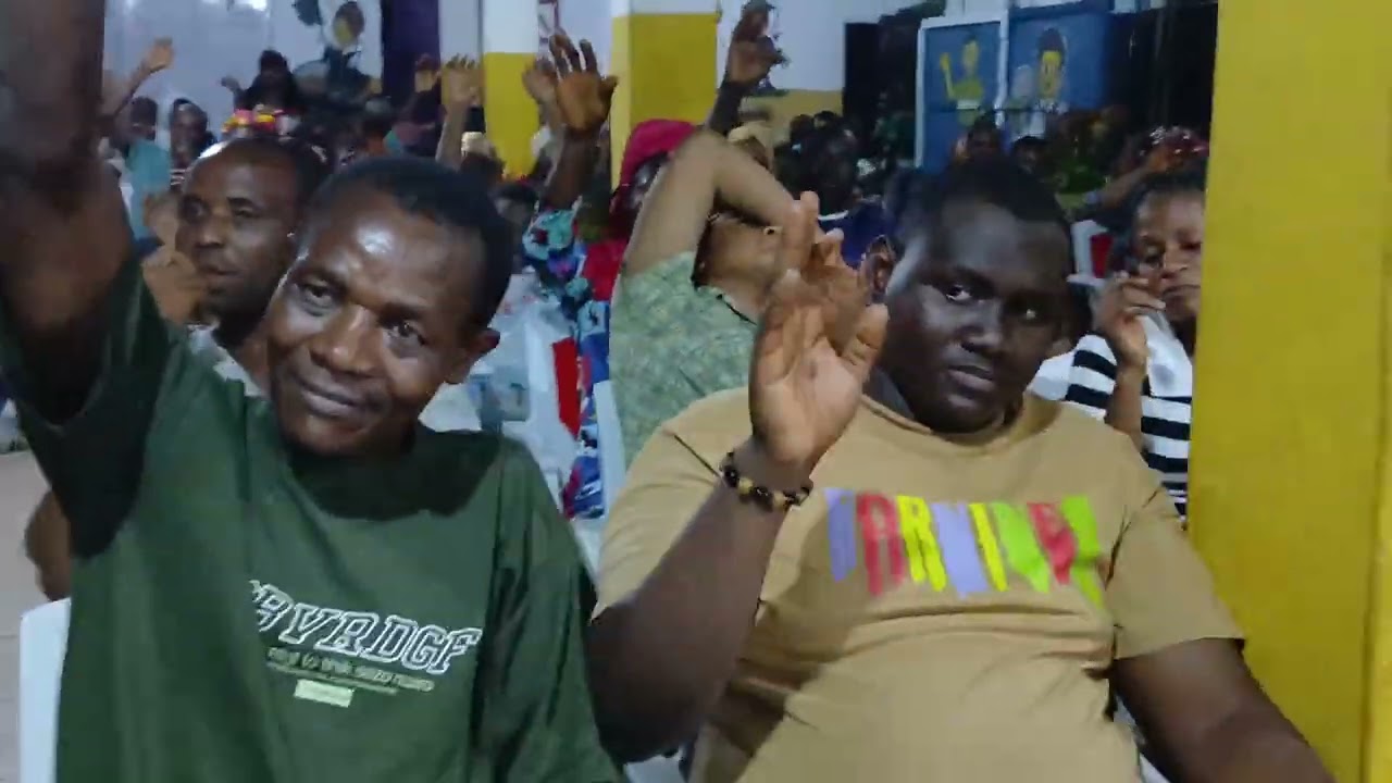 Marry Christians to you all 🥳🥳 God will bless all you followers of Solution grand 🙏 ❤️ 