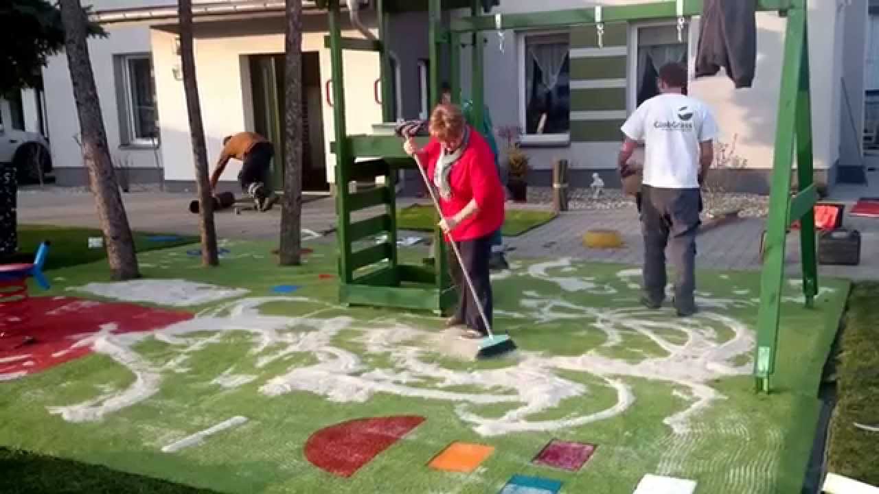 Instalacja bezpiecznej nawierzchni pod plac zabaw z certyfikatem HIC Glob Grass