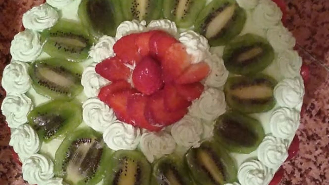 طورطة او حلوة لاكريم بالفواكه 🥝🥝🍓🍓الطازجة بطريقة سهلة مع جينواز ناجحة بمداق ولا أروع 🎂👌