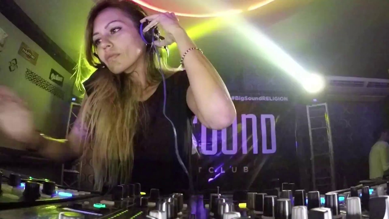Deborah De Luca @ BIG SOUND (Resistencia, Argentina) 2017