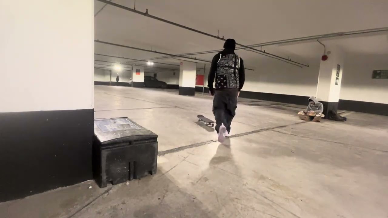 Bigspin Frontside Board Slide Battles 💯🤙🛹 