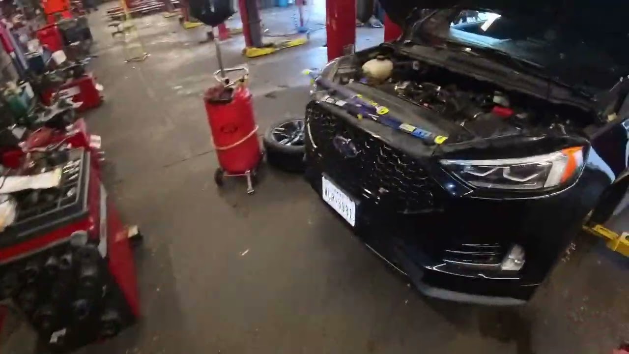 2022 Ford Edge - Oil Change & Tire Rotation #pov #ford #edge #oilchange  #tirerotation