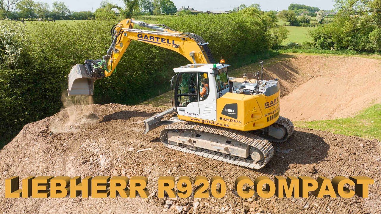 Liebherr R920 Compact with Steelwrist Tiltrotator