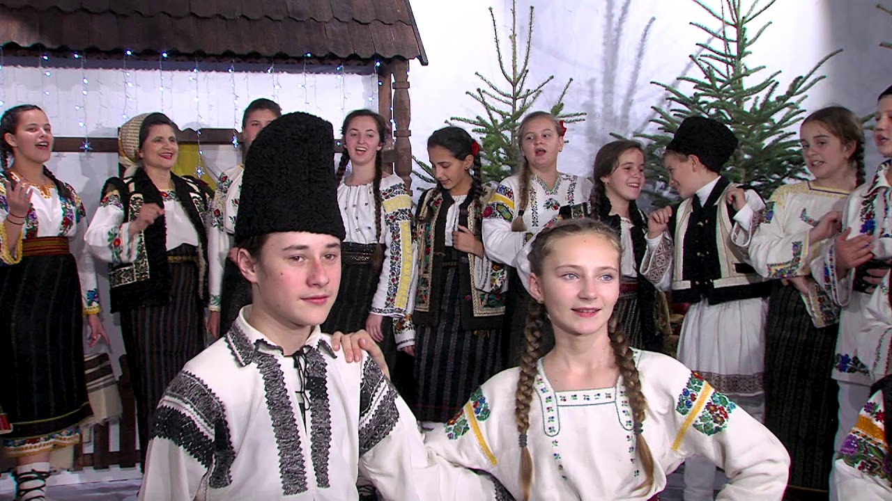 Grupul Balada din Falticeni coordonator Maria Tanasa - Batuta
