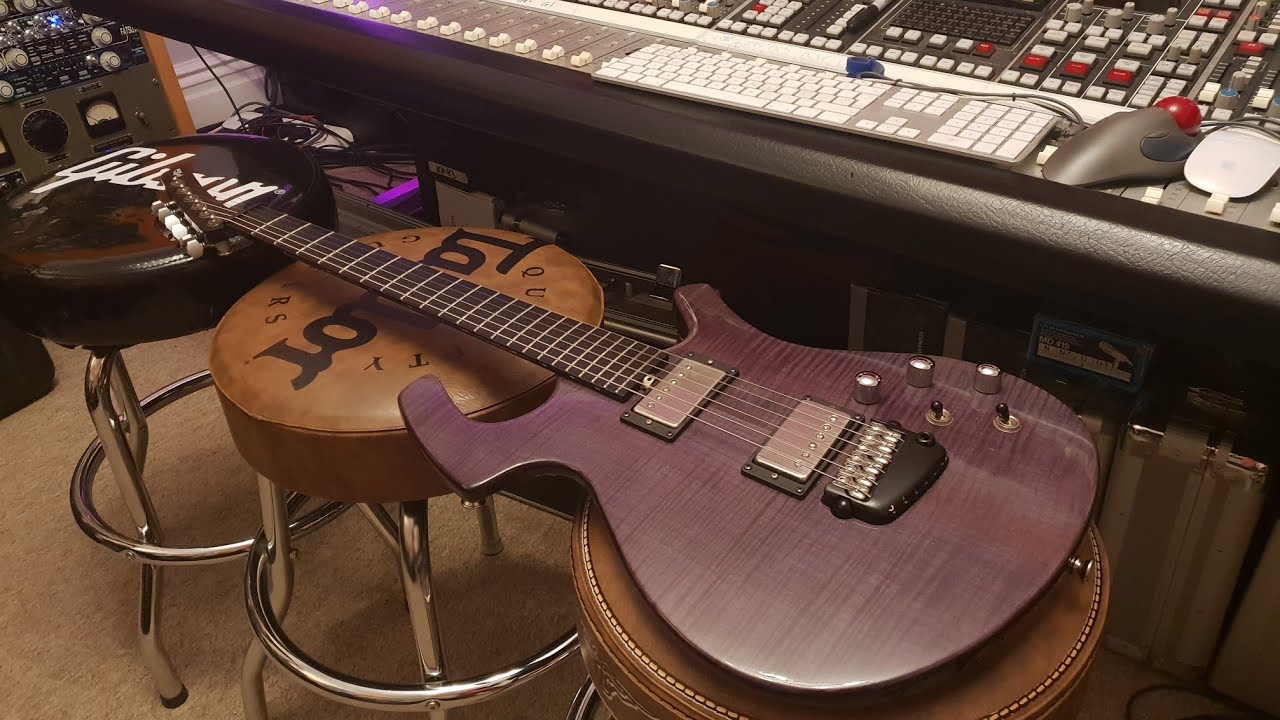 PARKER USA NITEFLY MOJO AAA FLAME TOP GUITAR UP CLOSE VIDEO REVIEW AT ESSEX RECORDING STUDIOS