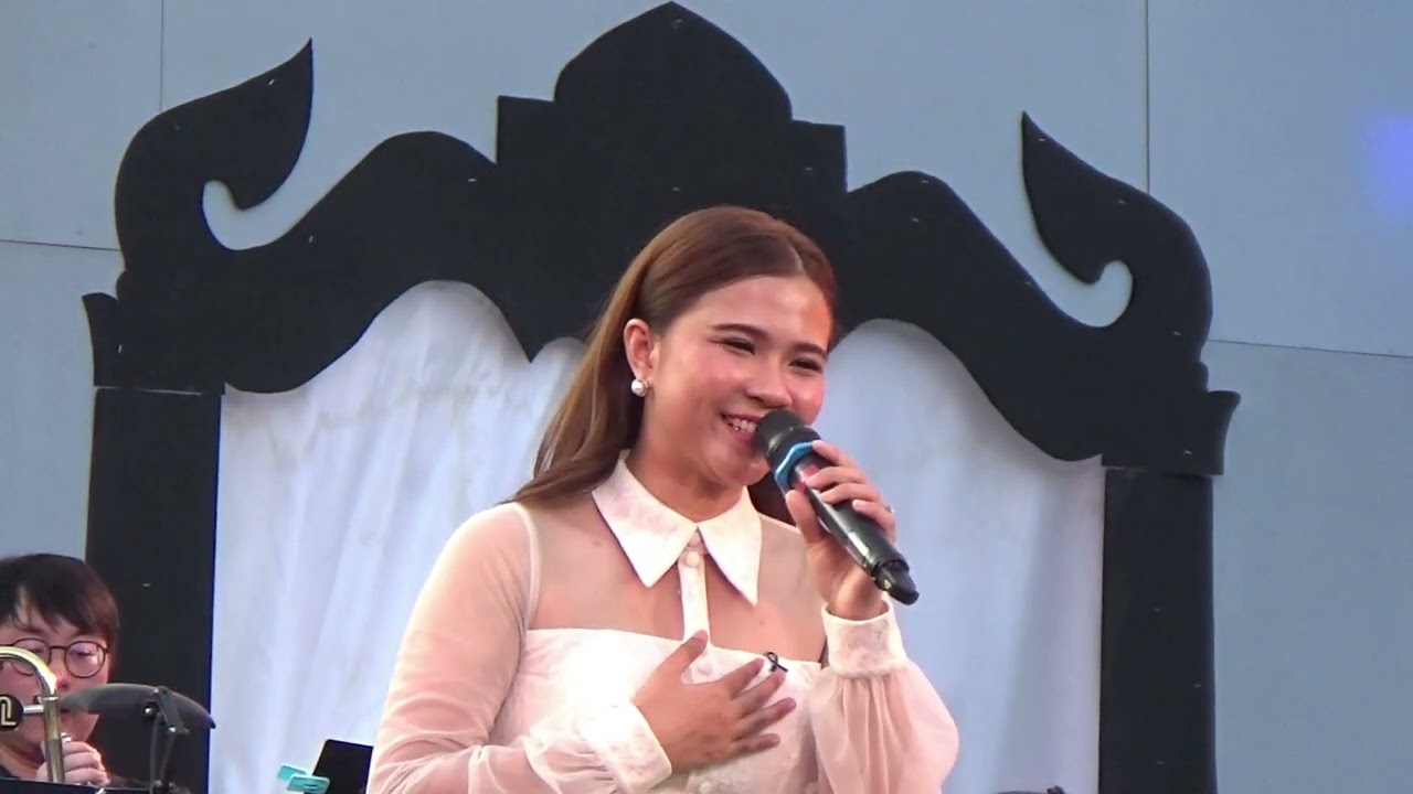 เพลงเพื่อคุณ ขับร้องโดย พลอยไพลิน หาญนอก - โครงการแสดงดนตรีสำหรับประชาชน ปีที่ ๖๙ ณ สังคีตศาลา