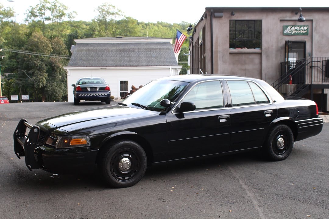 2005 Ford Crown Victoria P71 Police Interceptor