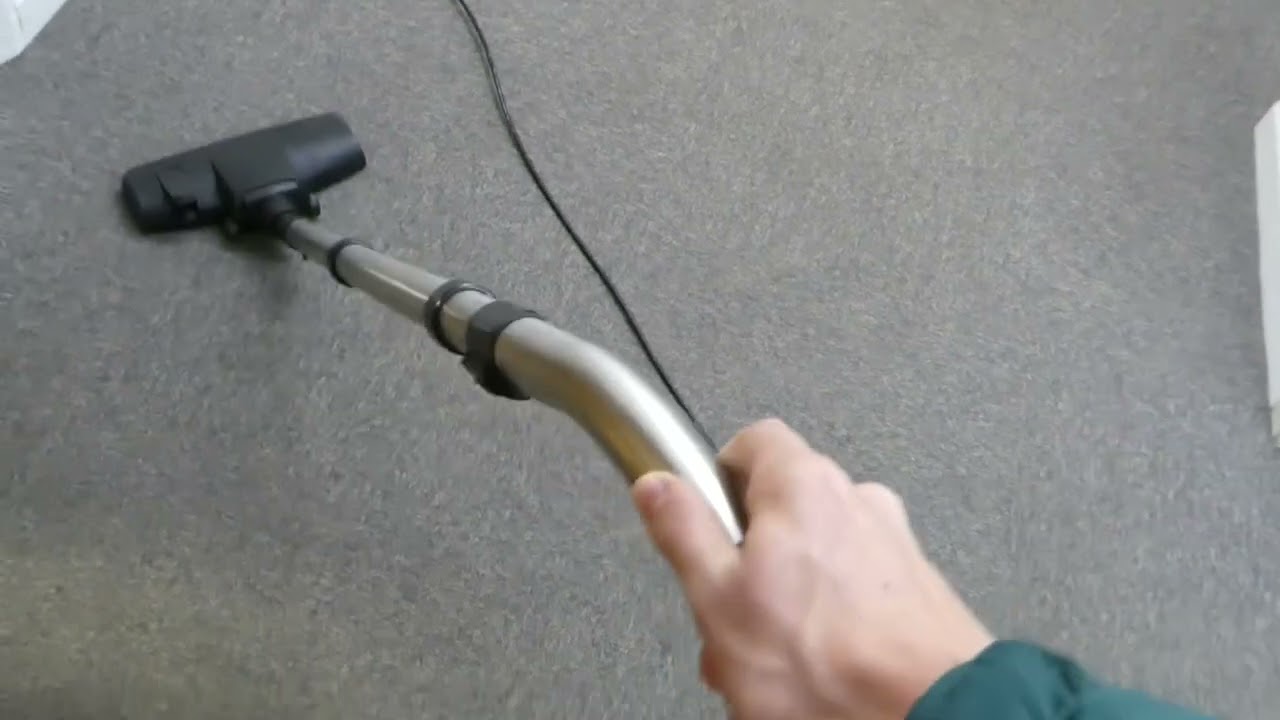 2023 Numatic Henry HVR200 Vacuuming a Entrance Hallway At Warmsworth Community Hub